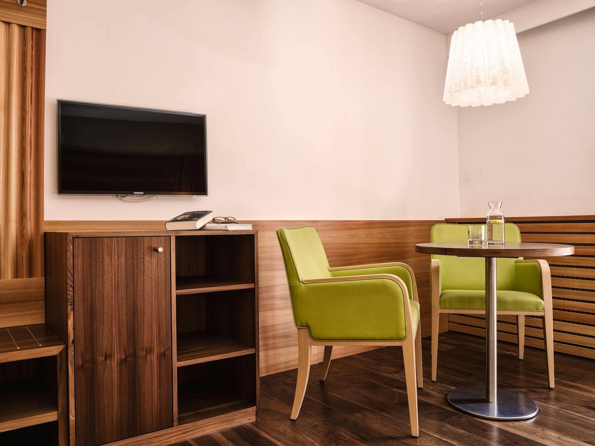 סולדה Hotel Cristallo מראה חיצוני תמונה