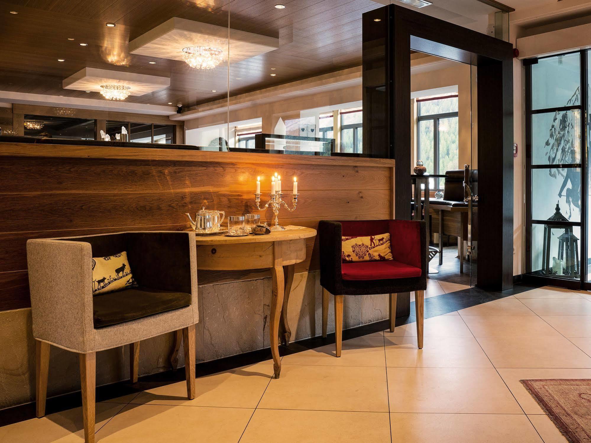 סולדה Hotel Cristallo מראה חיצוני תמונה